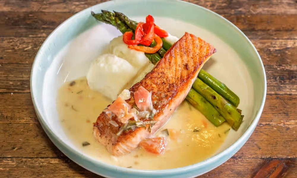 Skuna Bay Salmon