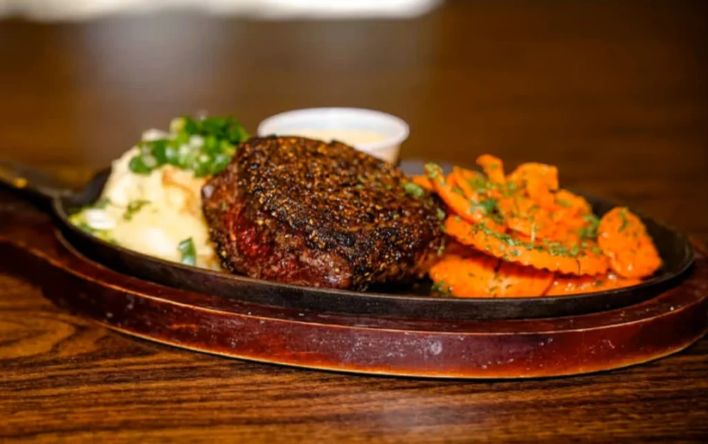 Peppercorn Filet Mignon 8oz