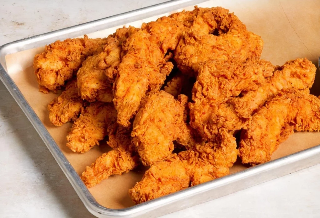 BONELESS BUTTERMILK FRIED CHICKEN STRIPS